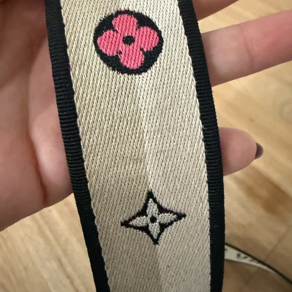 Louis Vuitton Crossbody Canvas Bandoulière Guitar Strap‎ Beige Black Pink Speedy